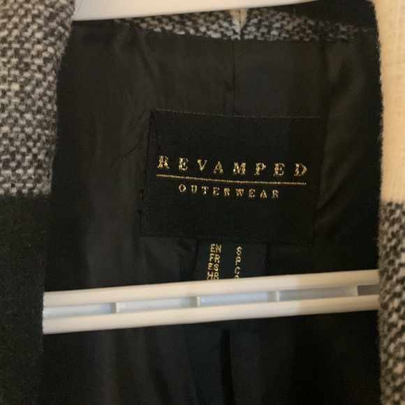 Checkered Long Jacket - Picture 3 of 3